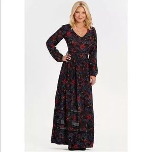 NWT Evereve Braeve Floral Maxi